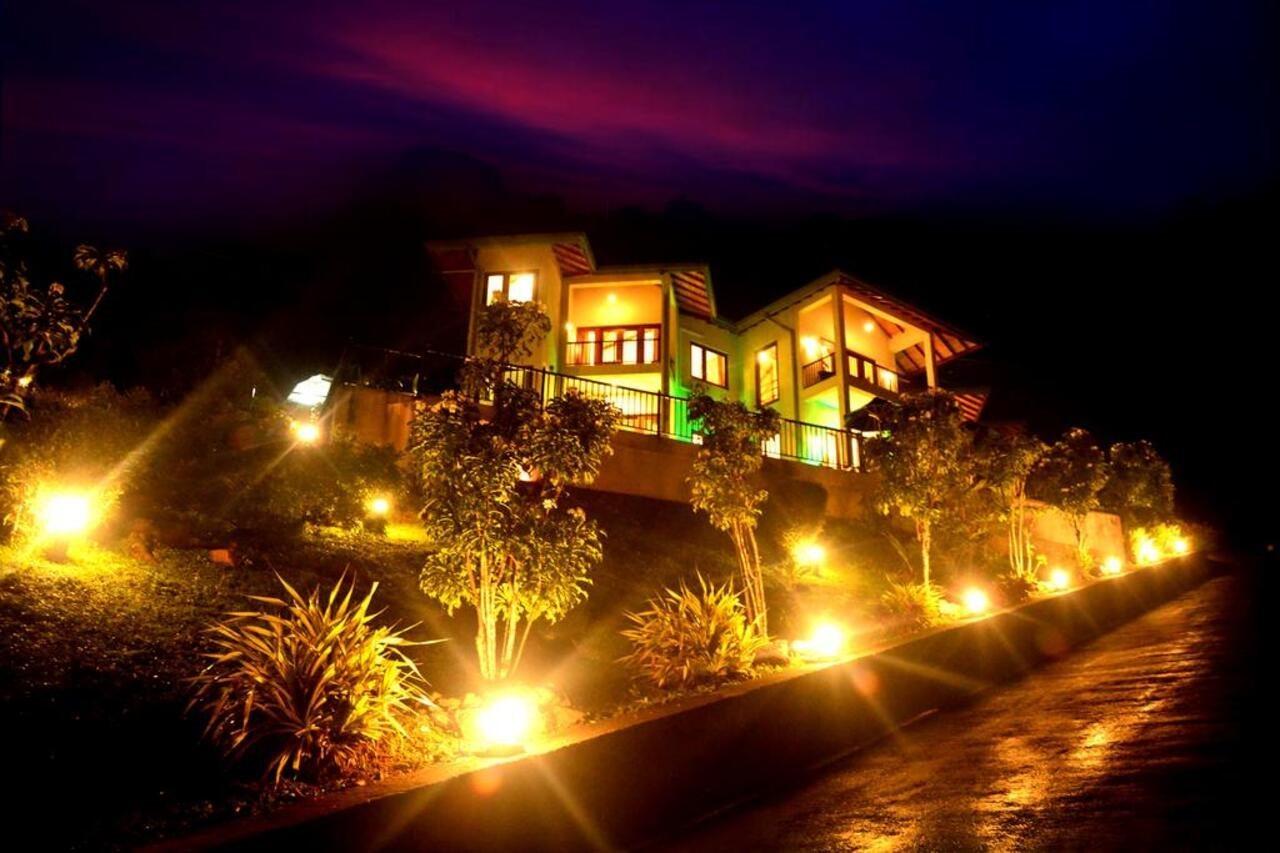 The Grand Hills Hotel Kandy Exterior photo