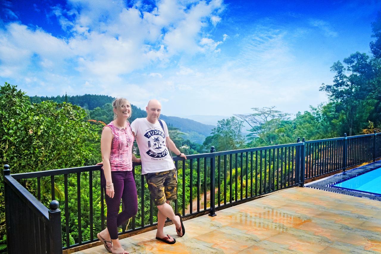 The Grand Hills Hotel Kandy Exterior photo
